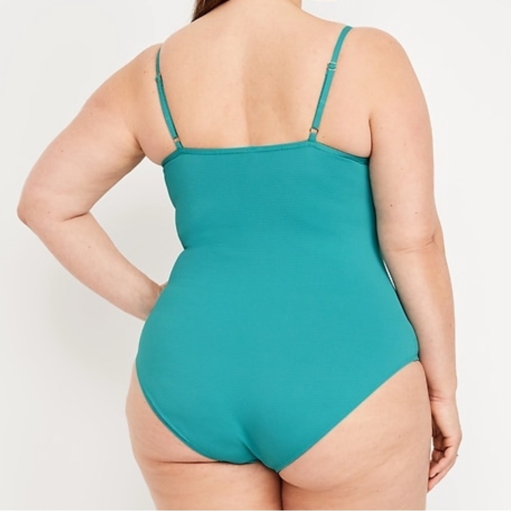 Textured One-Piece Balconette Swimsuit - Picture 2 of 6